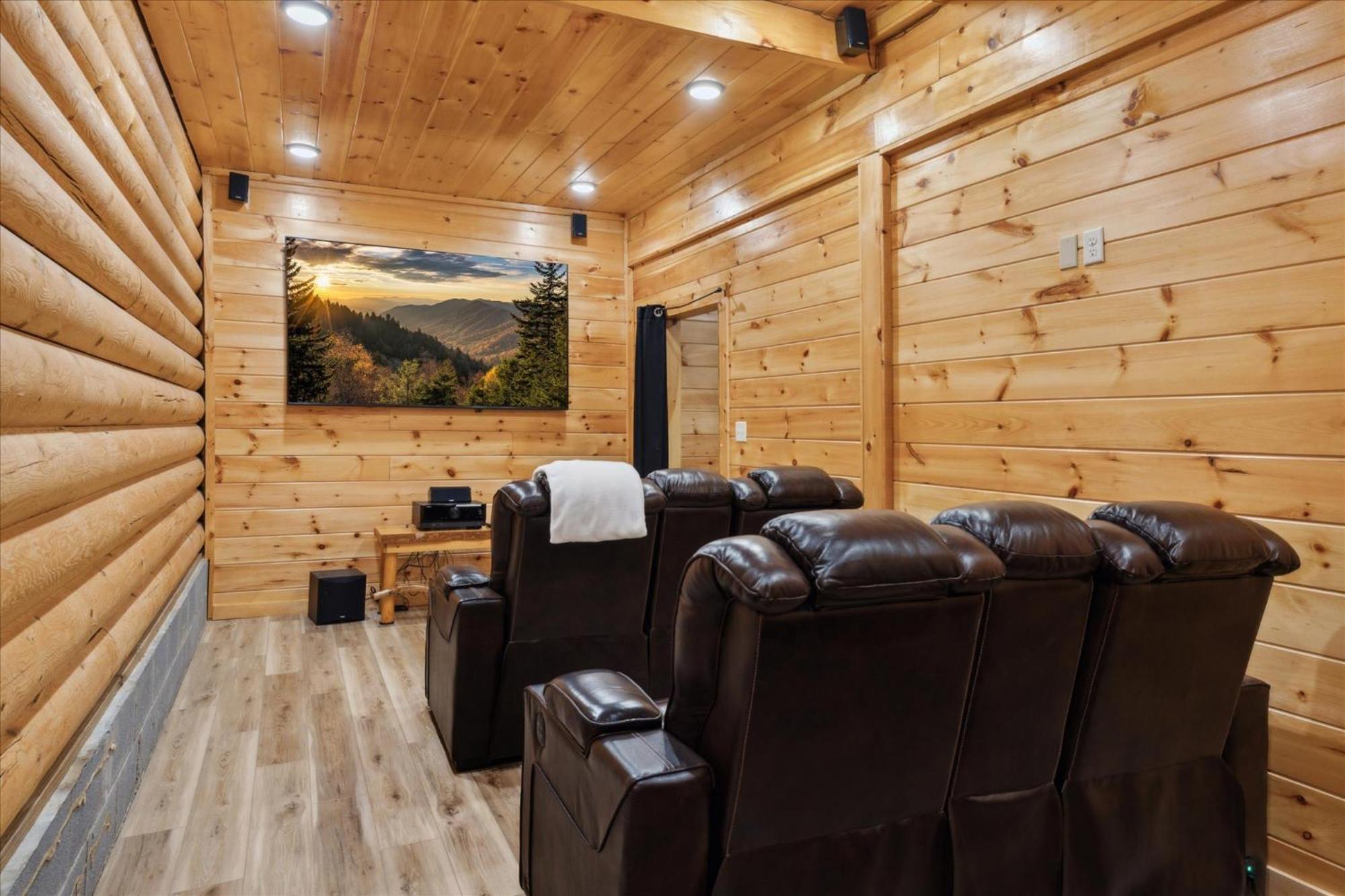Hot Tub Fire Pit Game Room Theater Easy Access Sleeps 12 - Black Bear Lodge Pigeon Forge Esterno foto